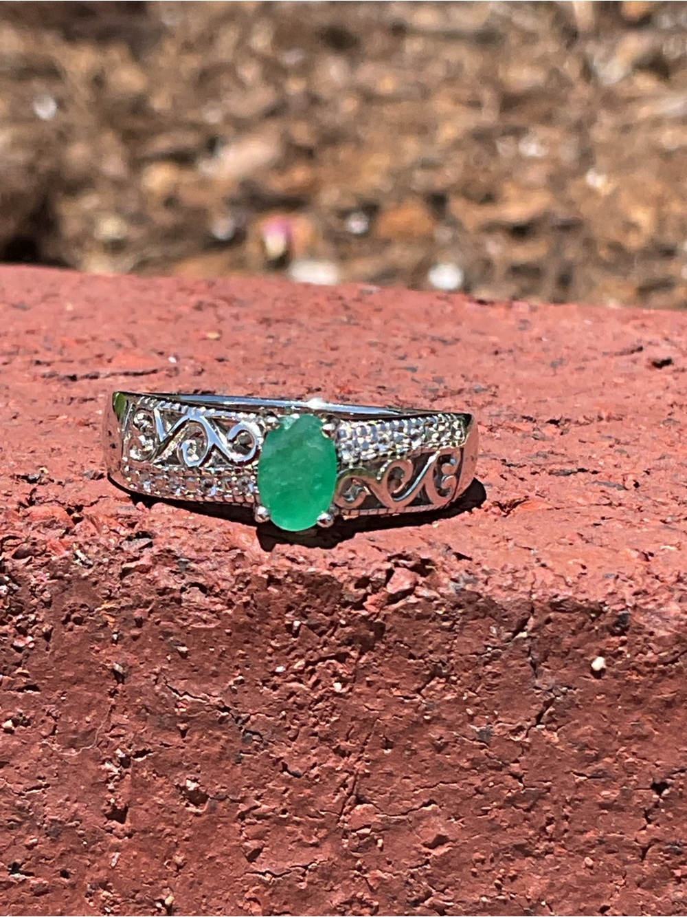 Emerald .925 Silver Ring 7